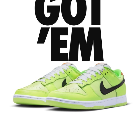 Nike dunk volt splash!BRAND NEW!! Size 11  combo w/ Nike volt slides sz 12! Rare - Picture 8 of 15